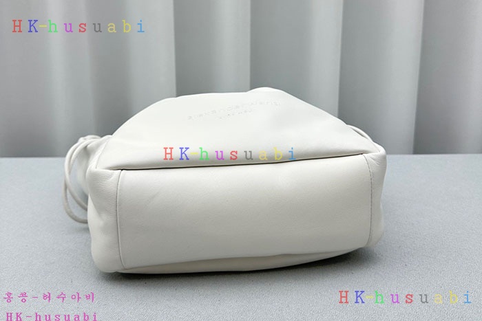 ★미러급★알렉산더왕 ryan 버터리 레더 퍼프 스몰 백 W 558011