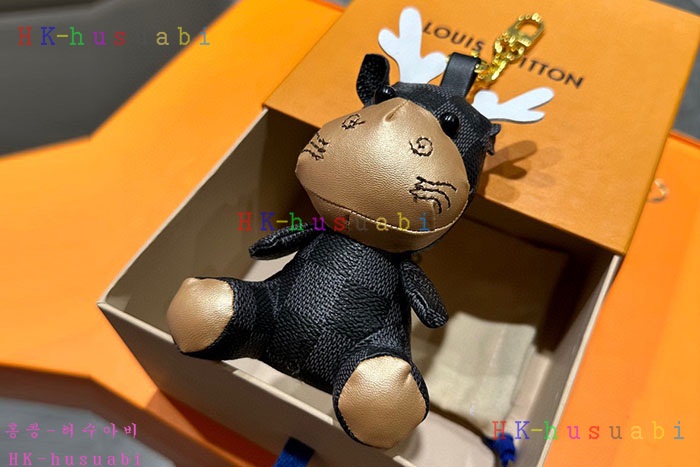 NEW 루이비통 키링 백참 신상 LV 4417019