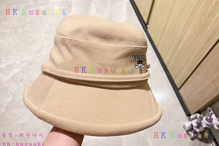 NEW 프라다 모자 신상 P 2455200