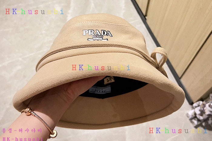 NEW 프라다 모자 신상 P 2455200