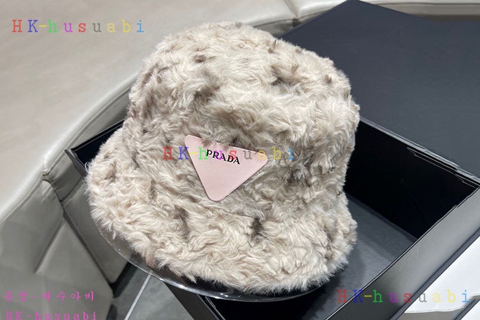 NEW 프라다 모자 신상 P 2455204