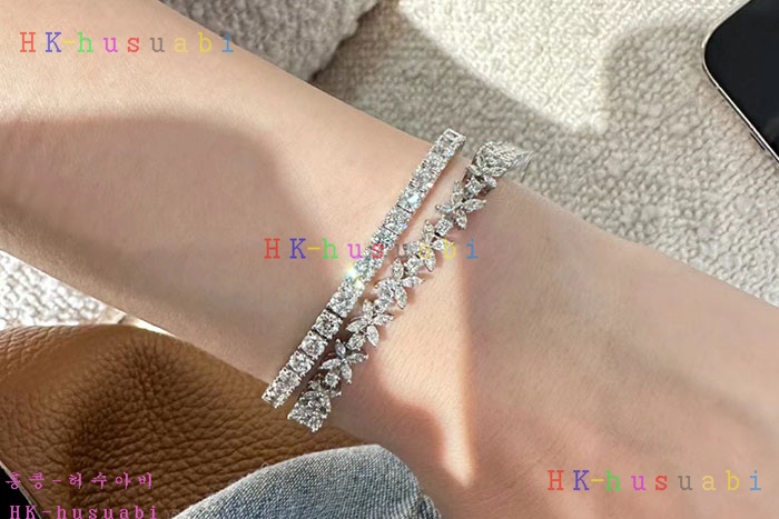 NEW 보테까베네타 팔찌 신상 BV 641140
