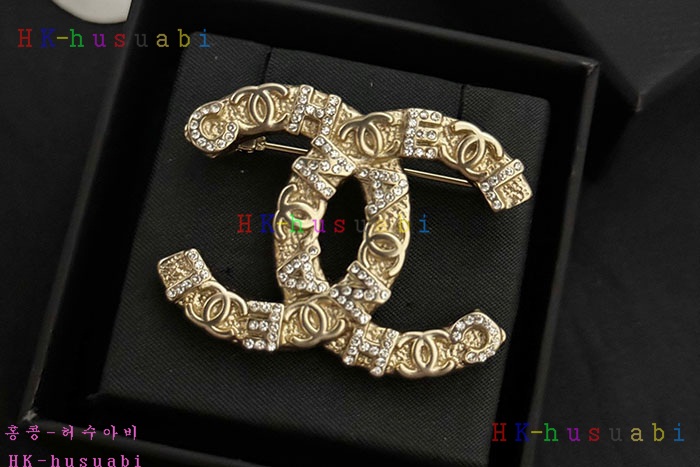 NEW 샤넬 브로치 신상 C  2408807