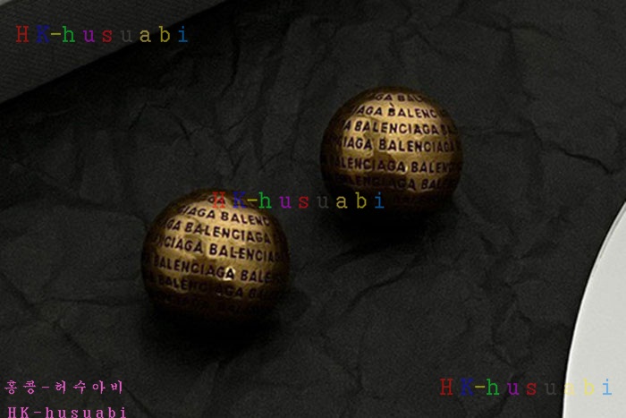 NEW 발렌시아가 귀걸이 신상 B 958848