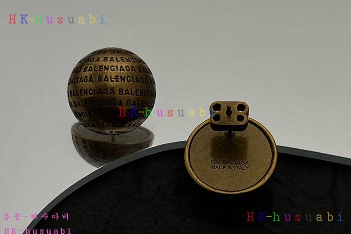 NEW 발렌시아가 귀걸이 신상 B 958848