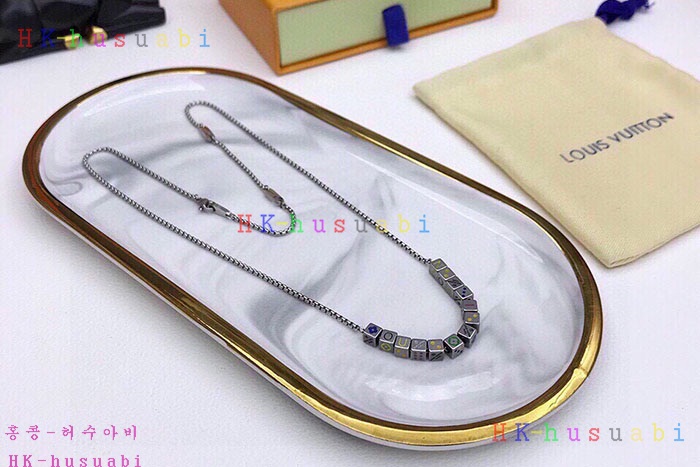 NEW 루이비통 목걸이 신상 LV 4417006