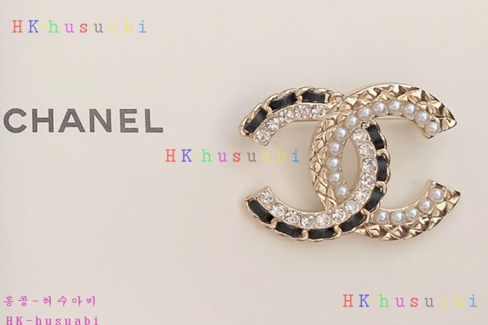 NEW 샤넬 브로치 신상 C  2408824