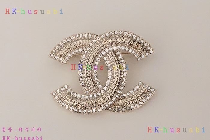 NEW 샤넬 브로치 신상 C  2408827
