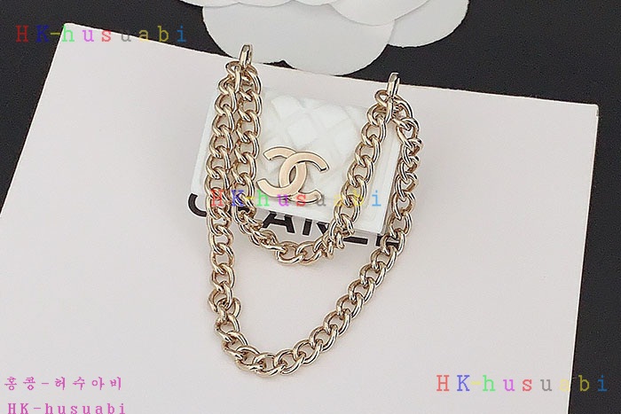 NEW 샤넬 브로치 신상 C  2408831