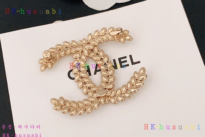 NEW 샤넬 브로치 신상 C  2408853