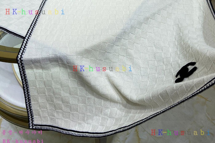 NEW 샤넬 스카프 신상 C 82904