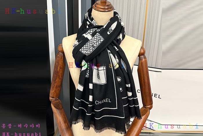 NEW 샤넬 스카프 신상 C 82893
