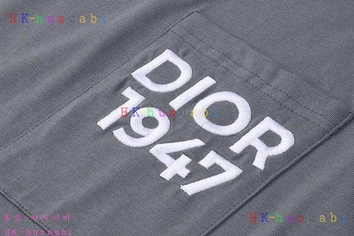 NEW 디올 반팔티 신상 DR 669018