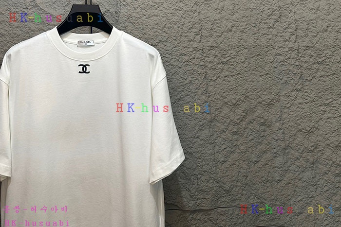 NEW 샤넬 반팔티 신상 C 223228