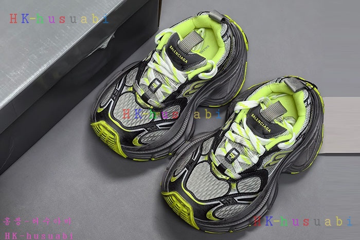 NEW 발렌시아가 스니커즈 신상 B 558002