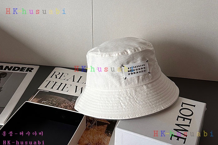 NEW 메종 마르지엘라 모자 신상 M 885801