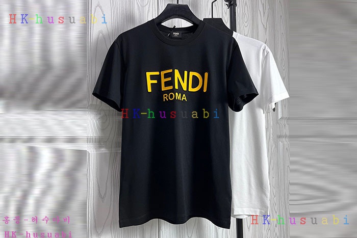 NEW 펜디 반팔티 신상 F 190042