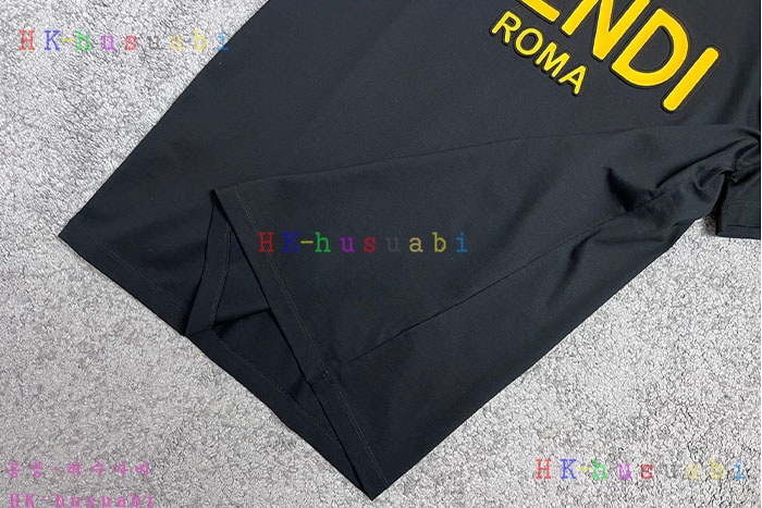 NEW 펜디 반팔티 신상 F 190042