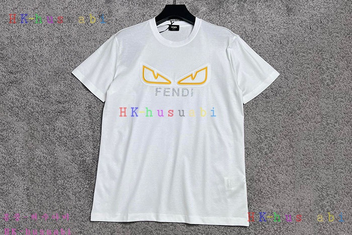 NEW 펜디 반팔티 신상 F 190043
