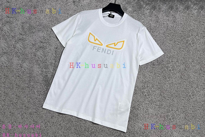 NEW 펜디 반팔티 신상 F 190043