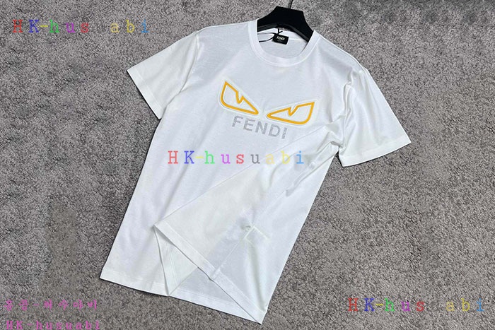 NEW 펜디 반팔티 신상 F 190043