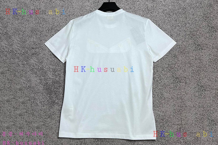 NEW 펜디 반팔티 신상 F 190043