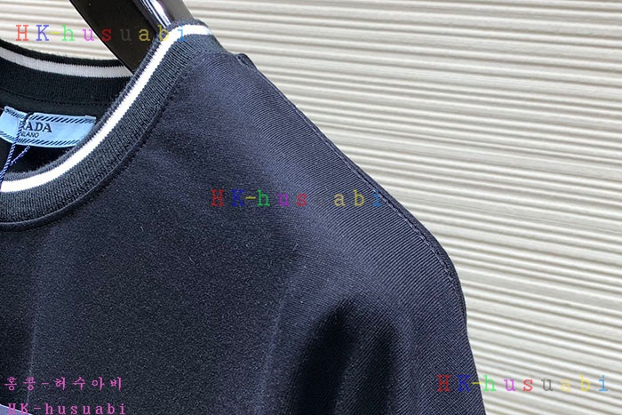 NEW 프라다 반팔티 신상 P 997050
