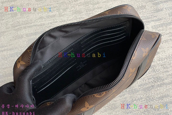 ★미러급★루이비통 포쉐트 카사이 클러치 파우치 M30939-4(3컬러)
