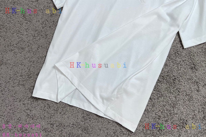 NEW 버버리 반팔티 신상 BB 6689014