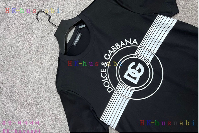 NEW 돌체앤가바나 반팔티 신상 DG 580014
