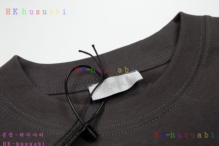 NEW 디올 반팔티 신상 DR 966515