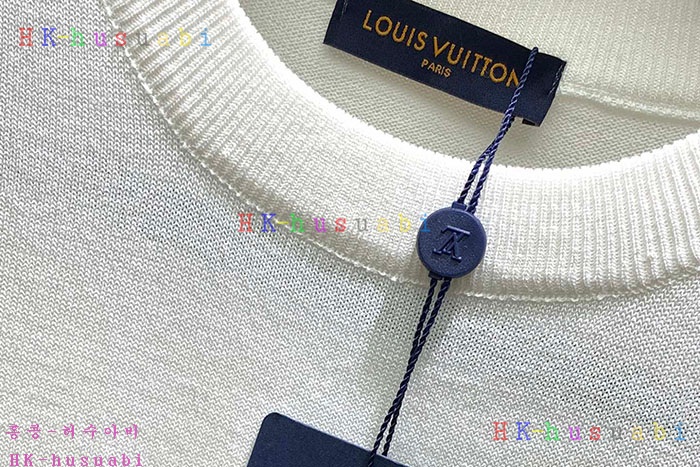 NEW 루이비통 반팔티 LV 690020