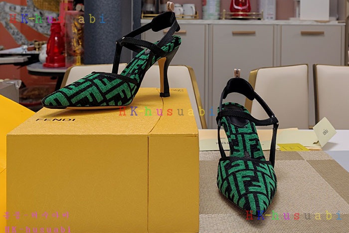 NEW 펜디 신발 신상 FD 6885050