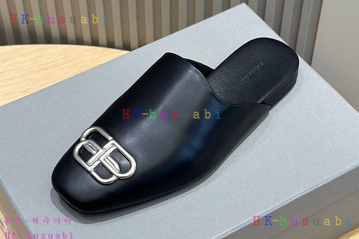 NEW 발렌시아가 신발 신상 B 669904