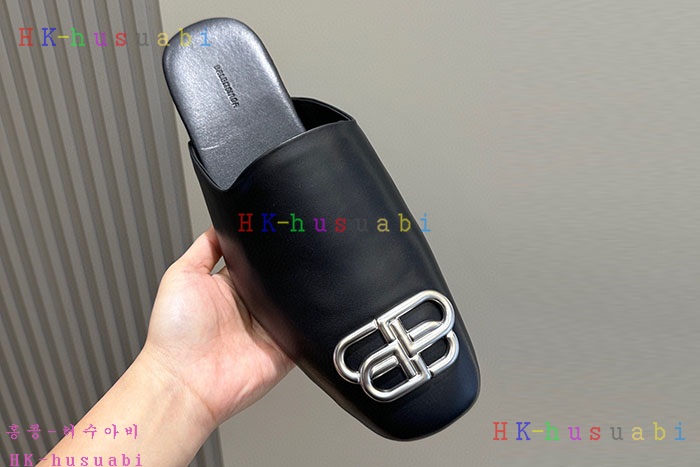 NEW 발렌시아가 신발 신상 B 669904