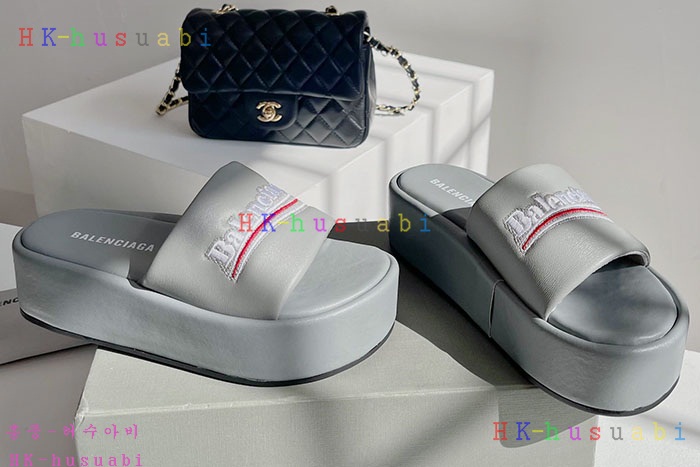 NEW 발렌시아가 샌들 신상 B 669950