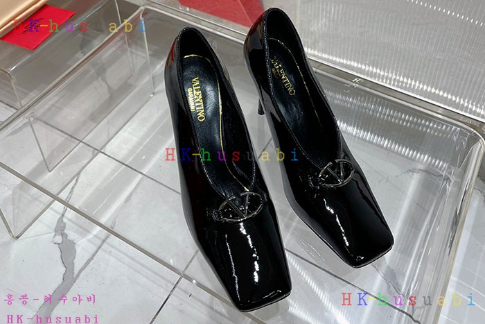 NEW 발렌티노 샌들 신상 V 2660015