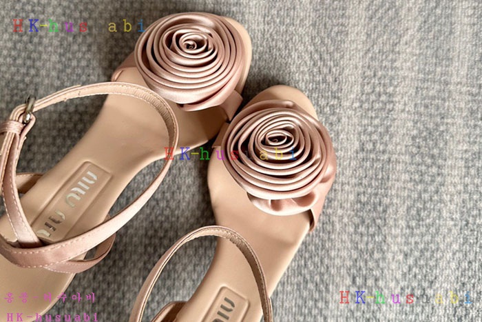 NEW 미우미우 신발 신상 MU 6693002