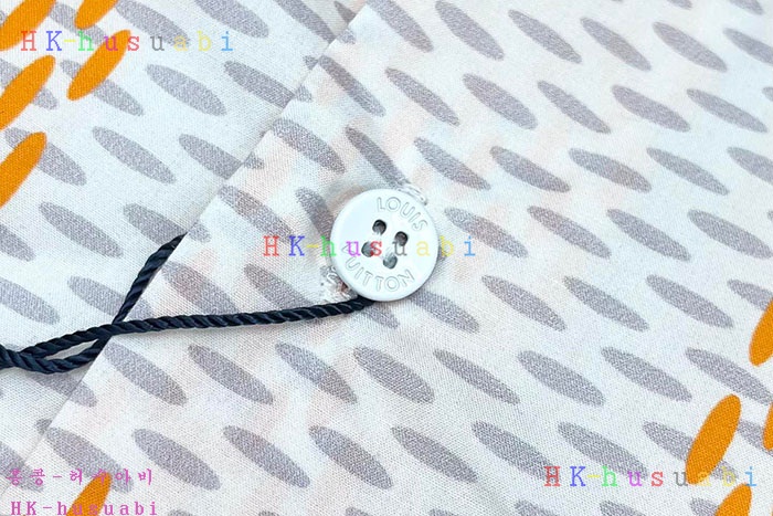 NEW 루이비통 반팔티 신상 LV 6250446