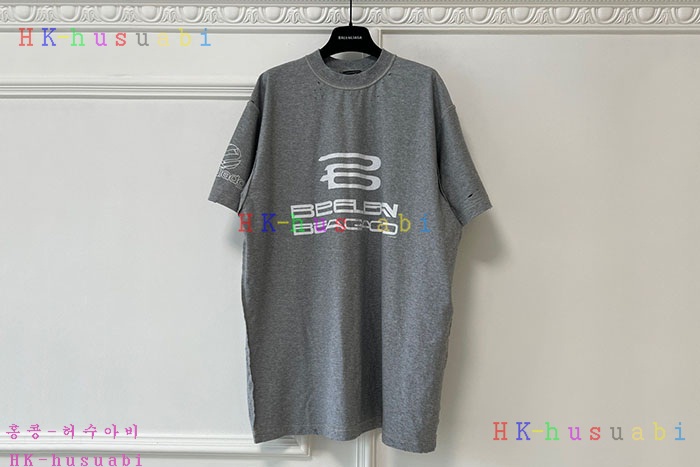 NEW 발렌시아가 반팔티 신상 B 968009