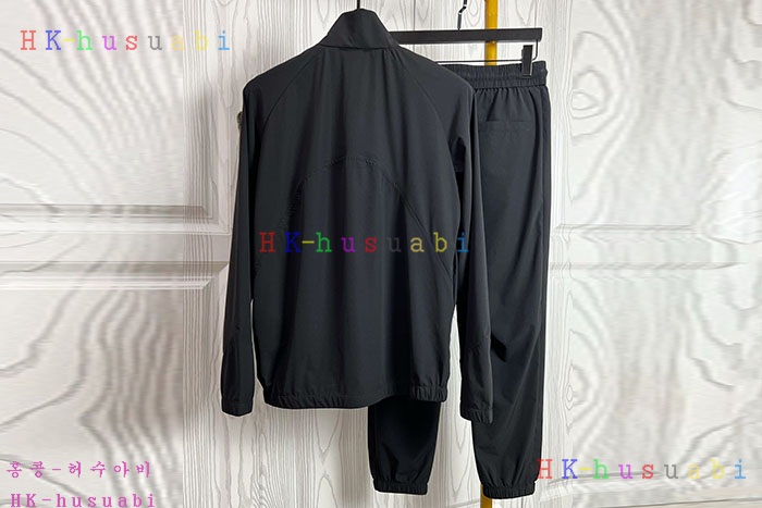 NEW 프라다 상하의셋트 신상 P 558240