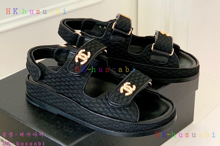 NEW 샤넬 샌들 신상 C 6690018