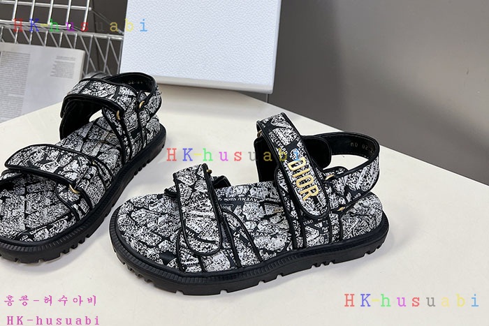 NEW 디올 신발 신상 DR 969906