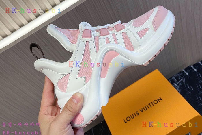 NEW 루이비통 스니커즈 신상 LV 980018