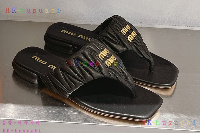 NEW 미우미우 샌들 신상 M 968010