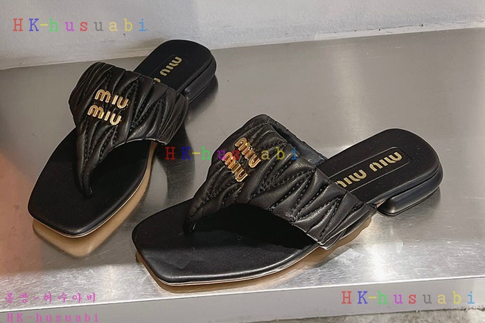 NEW 미우미우 샌들 신상 M 968010
