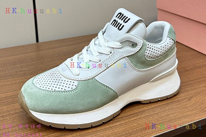 NEW 미우미우 스니커즈 신상 M 966243