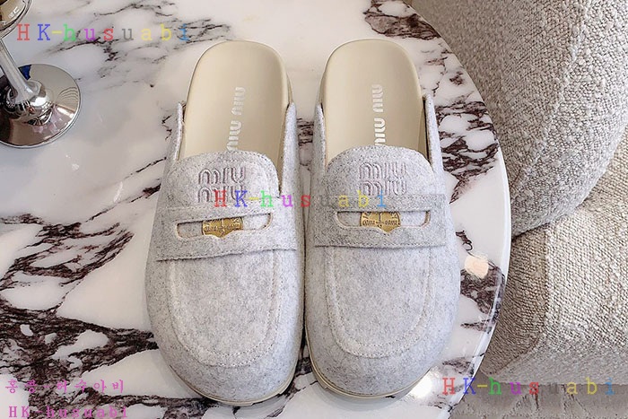 NEW 미우미우 신발 신상 M 755012