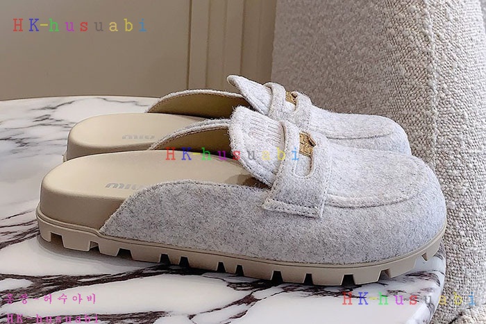 NEW 미우미우 신발 신상 M 755012