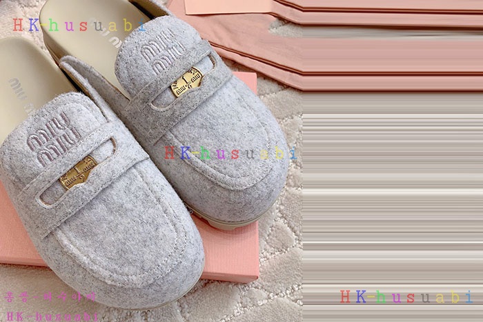 NEW 미우미우 신발 신상 M 755012